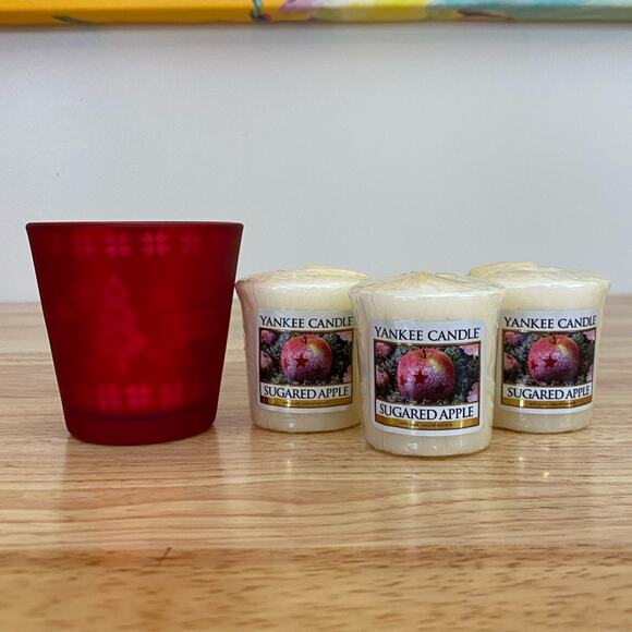 Yankee Candle Small Sugared Apple Candles and Holiday Themed Candle Holder - Picture 2 of 6